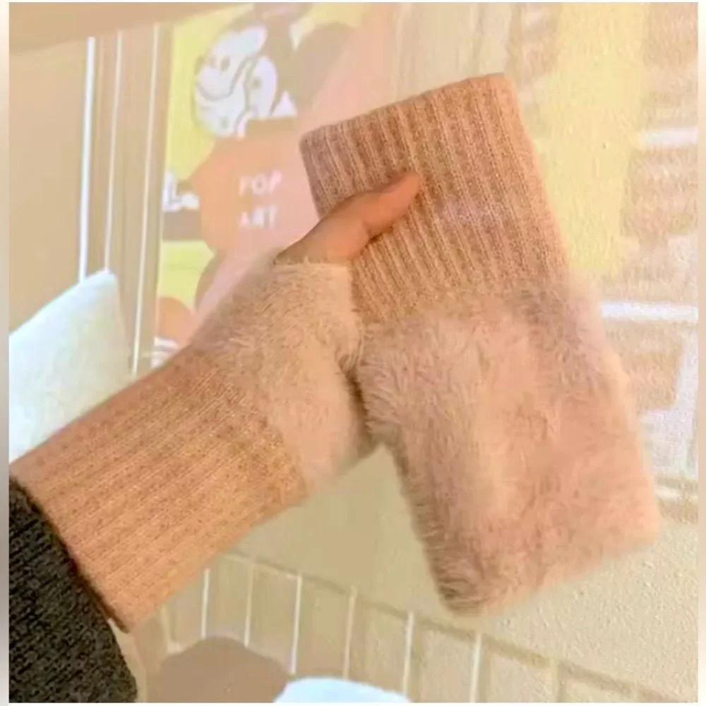 NEW! COZY 1 pr 🌺Coquette💝 Faux Mink Fleece Soft Winter Fingerless Gloves